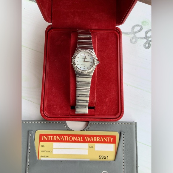 Beautiful ladies OMEGA CONSTELLATION MY CHOICE watch????? main image 15